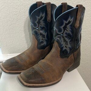Ariat boys cowboy boots - size 5